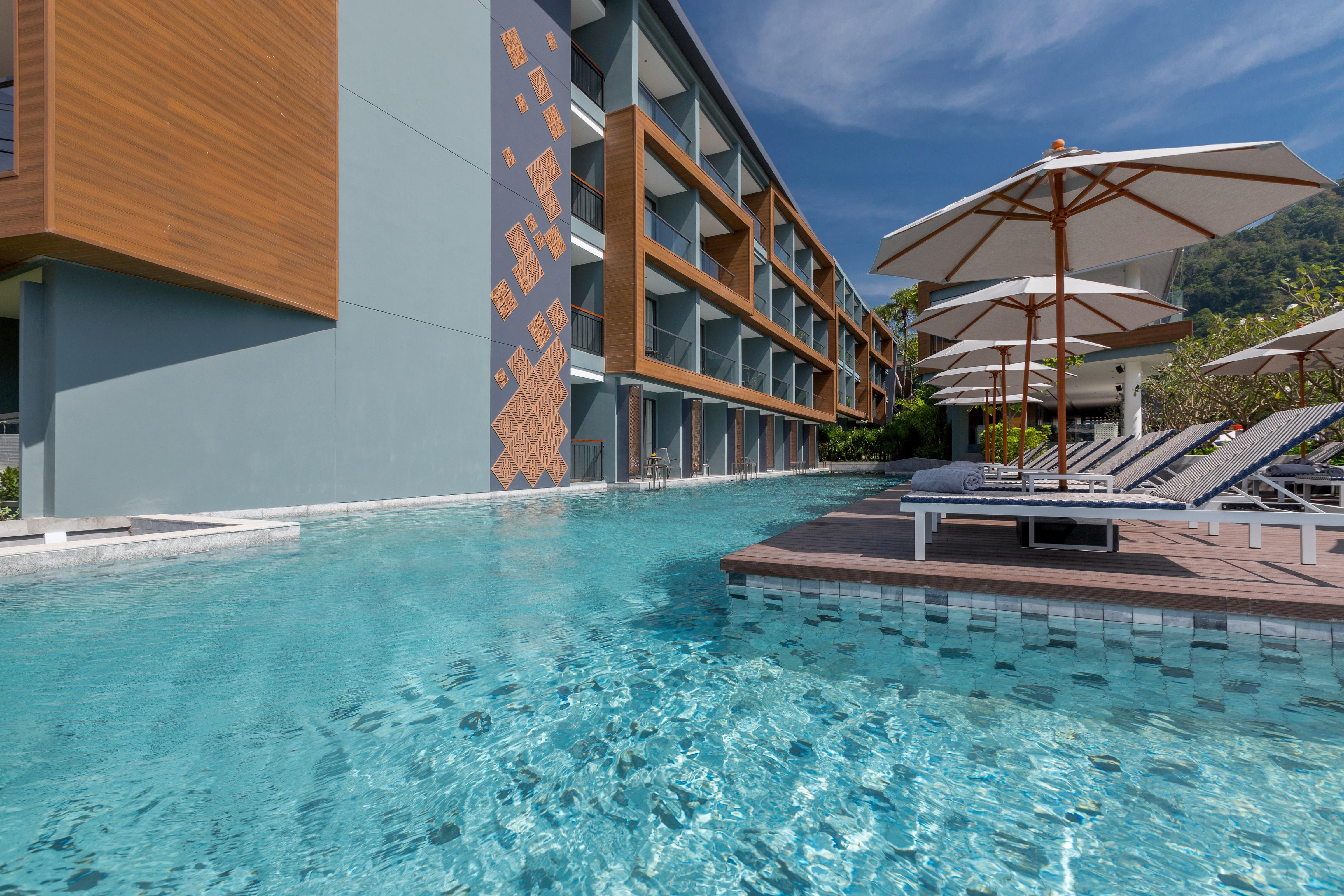 The Nature Phuket - Sha Extra Plus Luaran gambar The swimming pool at the hotel
