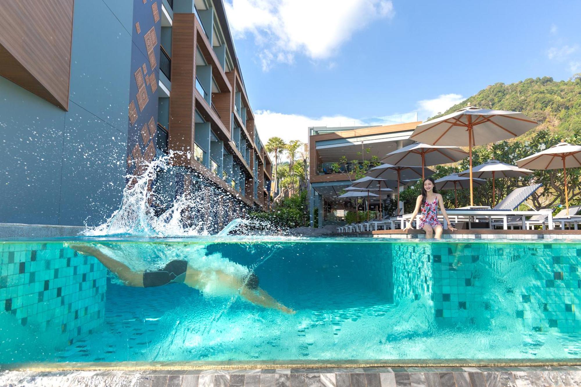 The Nature Phuket - Sha Extra Plus Luaran gambar The swimming pool at the hotel