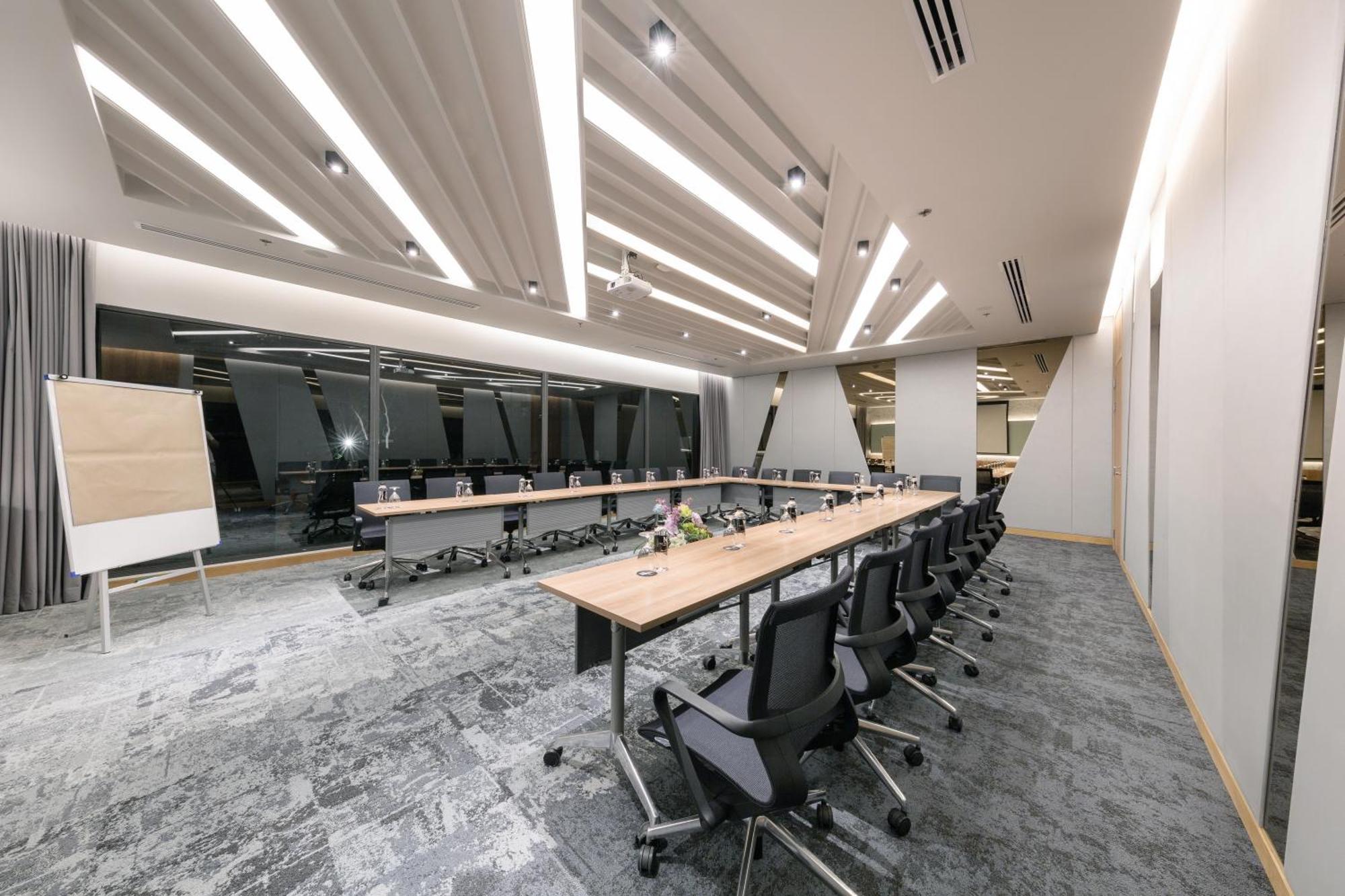 The Nature Phuket - Sha Extra Plus Luaran gambar Meeting room